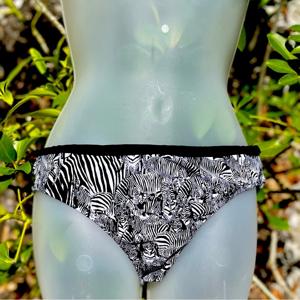 Anthropologie Black Zebra Bikini Bottoms Size M Swim Basic Hipster Animal Trendy